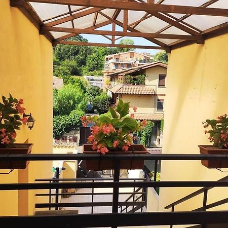 Large House 3 Floors City 'N Sea Vitinia 외부 사진