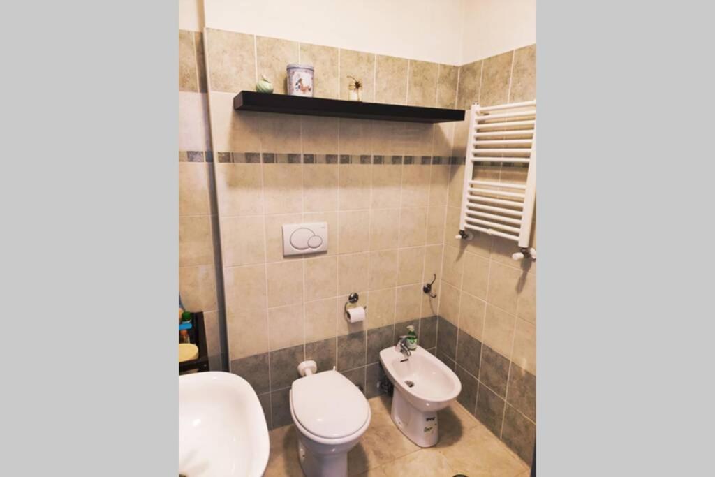 Large House 3 Floors City 'N Sea Vitinia 외부 사진